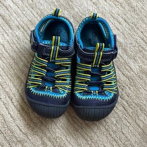 Like new Oshkosh water shoes